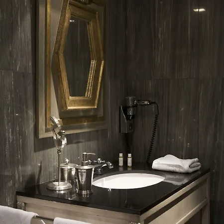 Du Romancier 3* Paris