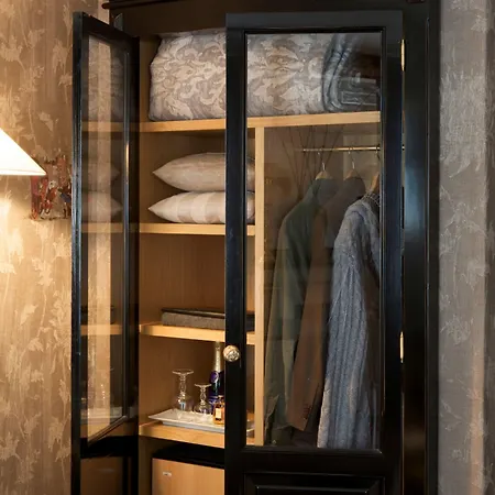 Du Romancier 3* Parigi