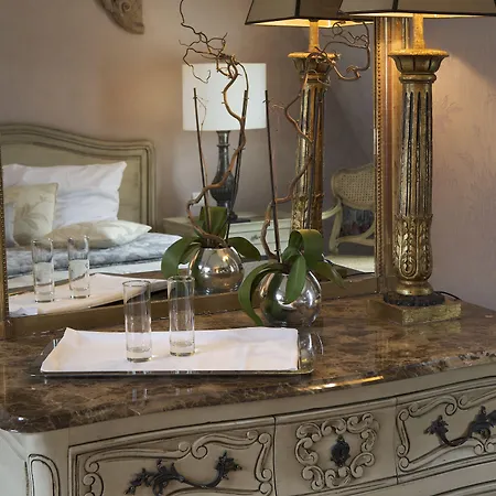 Hotell Du Romancier 3*