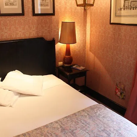 Hotell Du Romancier 3*