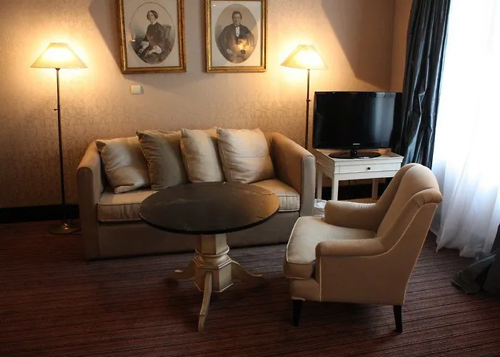 Hotel Du Romancier Paris